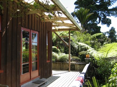 Te Nikau Retreat Hostel