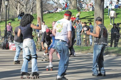 CentralParkSkaters1627w.jpg