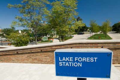 Lake Forest station