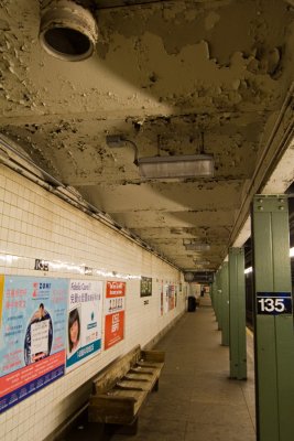 135 St subway station