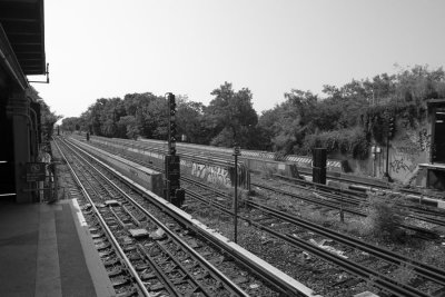 Aqueduct station