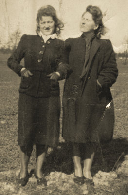 hildegard and gertrud (Tante Tuta)