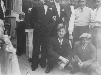 walter_bessel_and_group.jpg