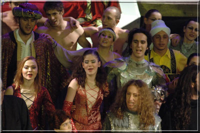 06_Cast_00081c.jpg