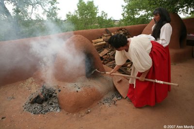 Preparing the horno