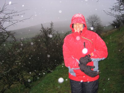 Buttoning up for the post-lunch English liquid sunshine