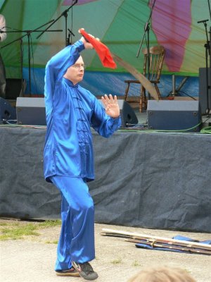 Tai Chi with weapons from Don