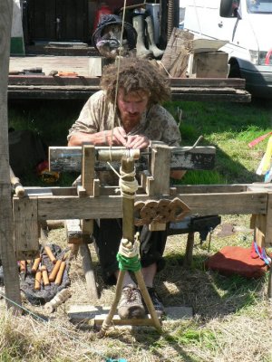 Reclaimed wood laithe