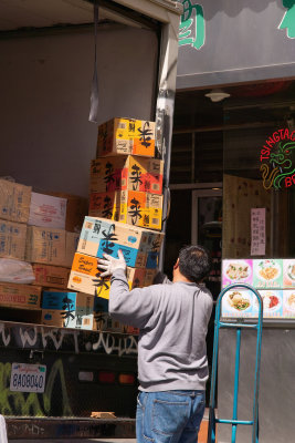 SDIM0370 boxes o noodles.jpg