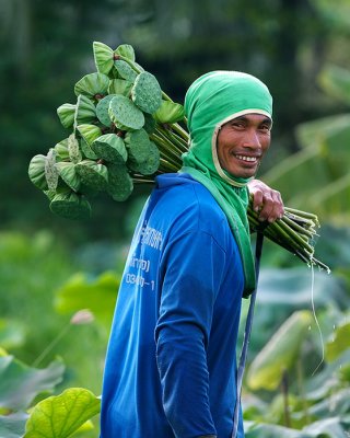 lotus worker0254-19097.jpg