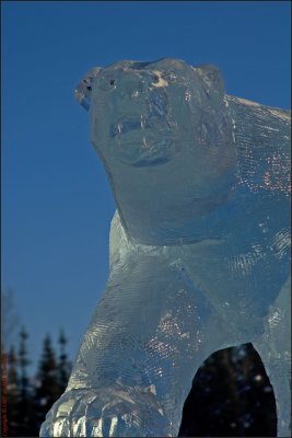 Bear Sculpture Details
