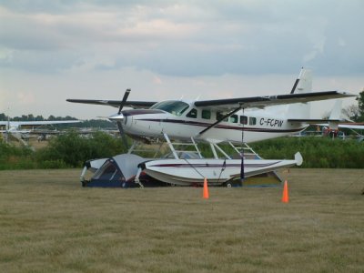 Caravan floatplane from Canada, Oshkosh '06