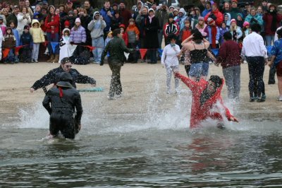 chris_plunge1.jpg