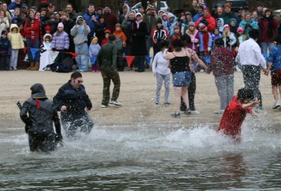 chris_plunge2.jpg