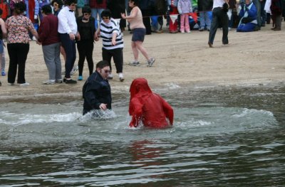 chris_plunge3.jpg