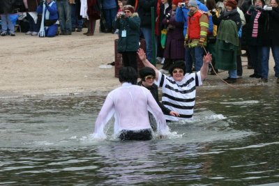 heather_plunge2.jpg