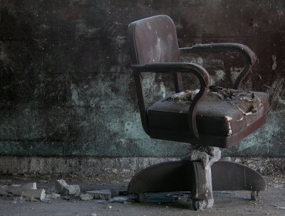 chair right