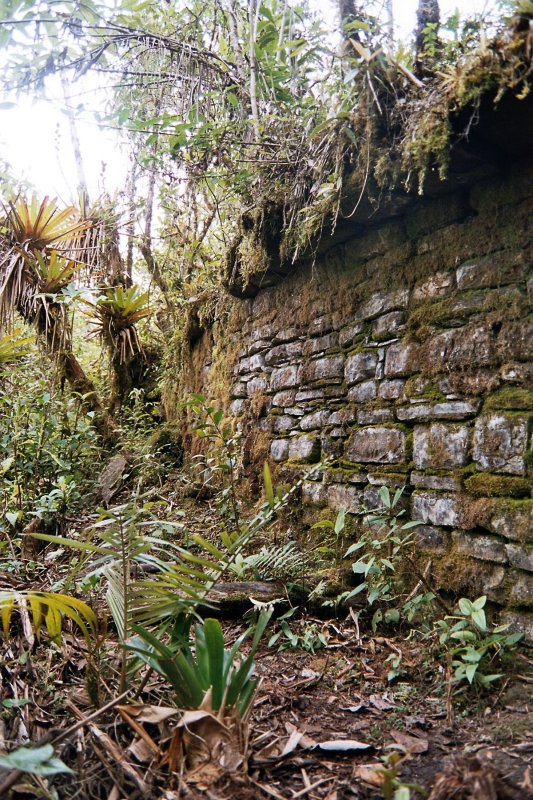 Typical Chachapoya wall in Los Jetones