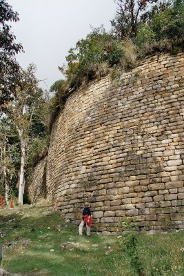 Huge defensive wall inside Kuelap