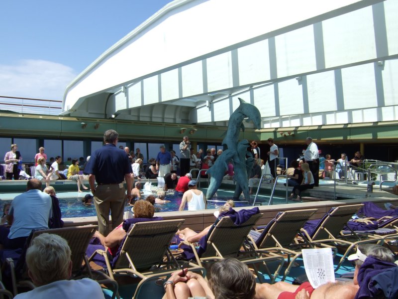 Veendam Lido Pool Area