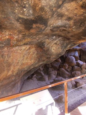 Aboriginal Cave Paintings @ Uluru (Ayers Rock)