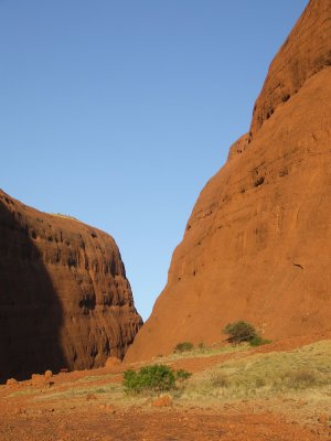 Kata Tjutu (The Olgas)