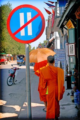 Vientiane Monks