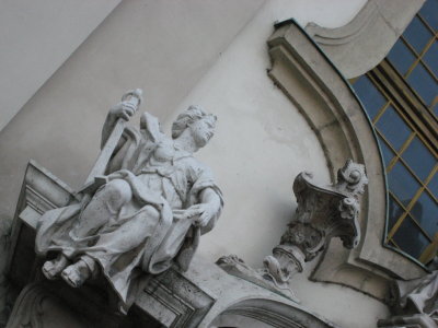 Angel looking up