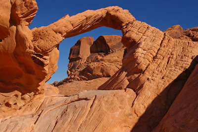  Arch of Aztec Sandstone Valley of Fire State Park Nevada.jpg
