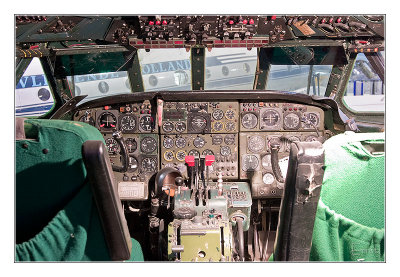 Sud Aviation SE.210 Caravelle, cockpit