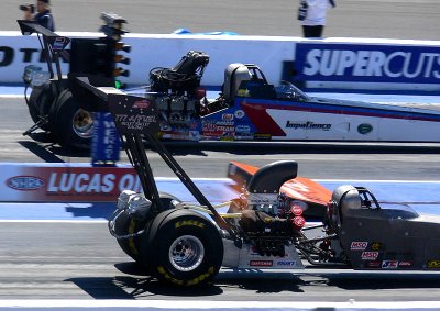 Top alcohol dragsters at light