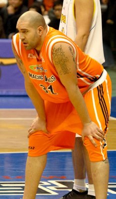 Bas008.jpg