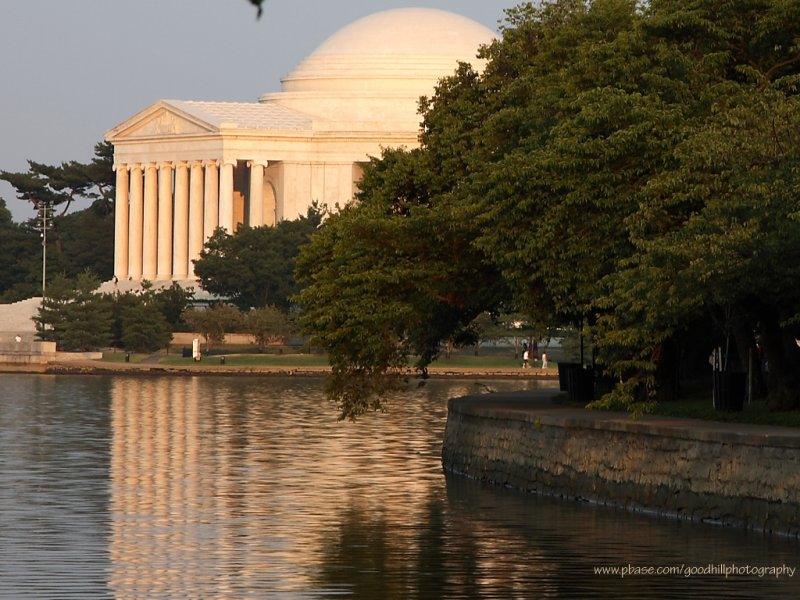 1024x768-Jefferson Memorial