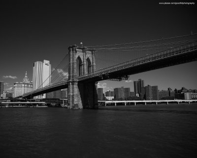 1280x1024 Brooklyn Bridge Monochrome