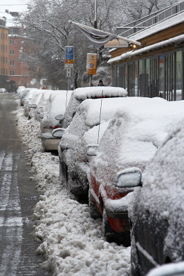 Snowy cars