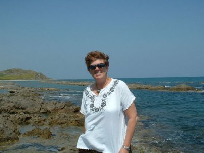 Carol at the deserted coastline near Yumurtalik