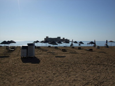 Day shot, across the large beach