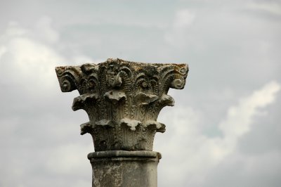 columns with twisted fluting & composite capitals (House of Columns)