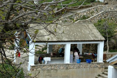 public laundry