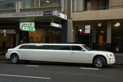 Chrysler 300 stretch limo