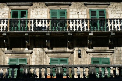 Facade in the Square of Weapons, Kotor