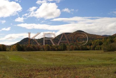 Green Mtn Crags 001(10-04).jpg