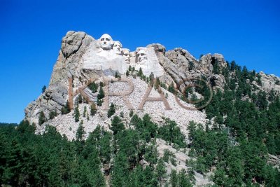 mt rushmoore 003(7-02).jpg