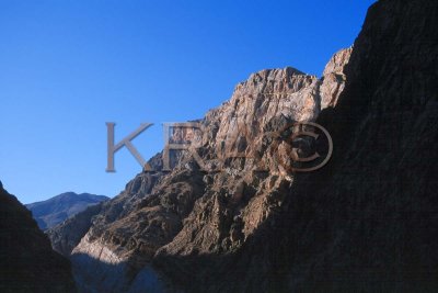 virgin river gorge(i-70) 003(7-02).jpg