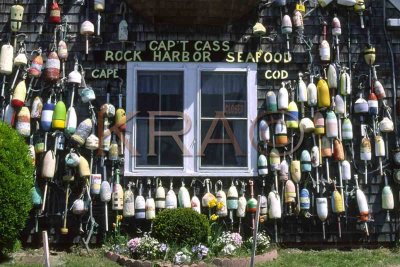 Capt Cass fish Market - Rock Harbor 002(5-03).jpg