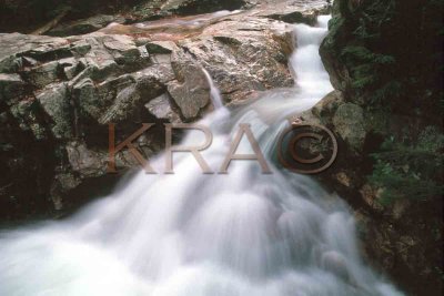 small waterfall at the basin 001(10-02).jpg