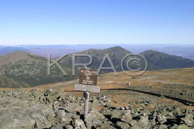 The Summit of Mt Washington - North View 004(10-03).jpg