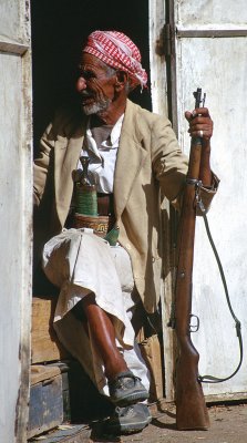 Man with gun (Yemen)