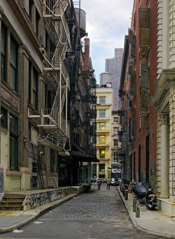 alleyway 01