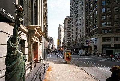 Flatiron Building 02 with Ms Liberty